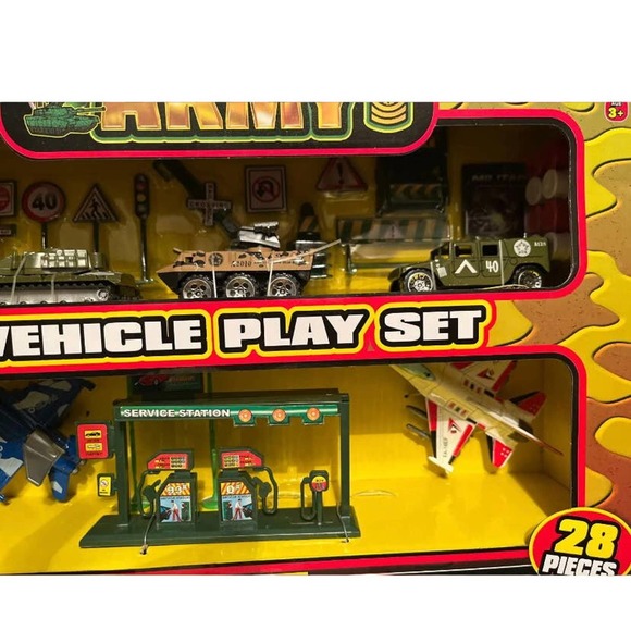 Ja-Ru Inc. Army Vehicle 28 Piece Play Set Die-Cast Vehicles With Accessories - Picture 3 of 5